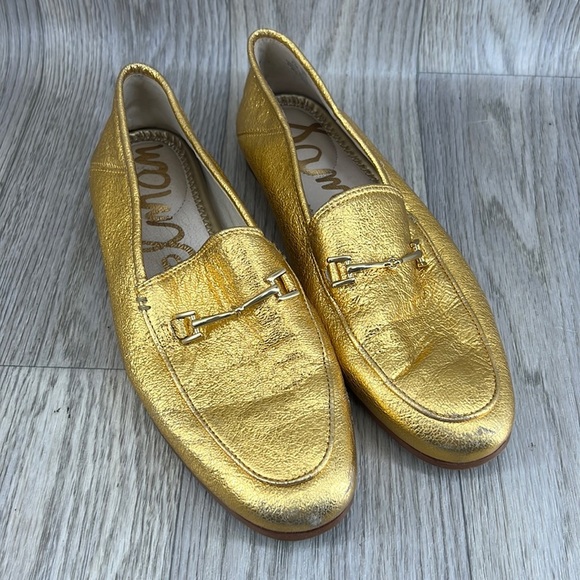 ๐2/$25 ๐ Sam Edelman Gold Crinkle Loraine Bit Loafer - Picture 1 of 10